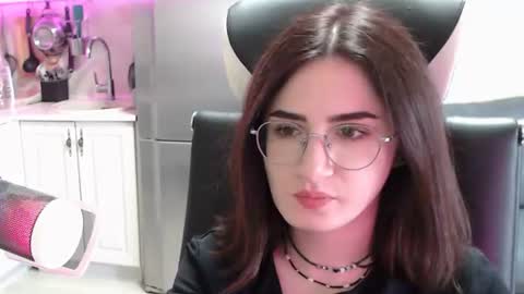 regina_glow online show from August 4, 10:23 am