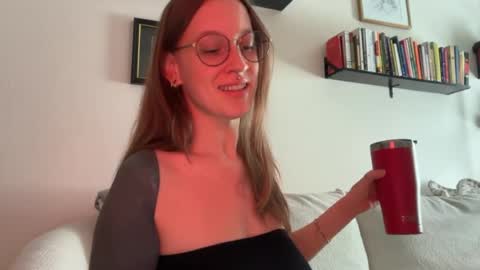 Goddess Reine Luxe online show from September 10, 8:08 pm