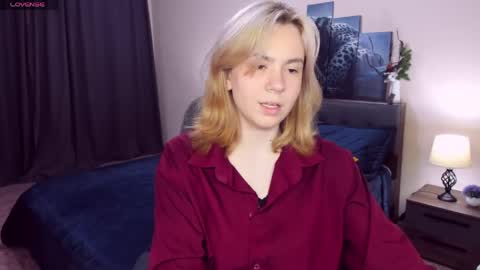 RemiPeach online show from June 1, 8:45 pm