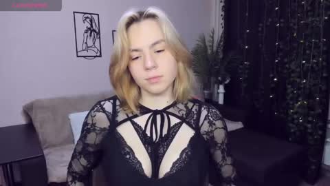 RemiPeach online show from June 3, 6:11 pm