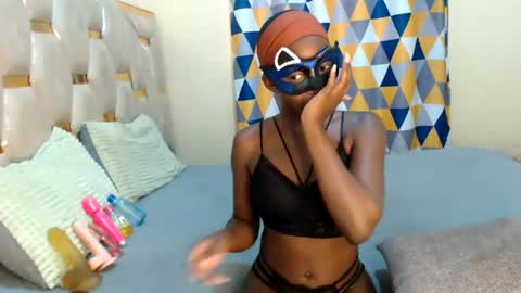 remmyqueen online show from June 29, 10:07 am