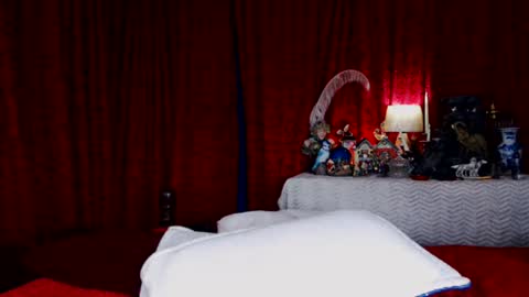 launzzy online show from July 28, 5:24 am
