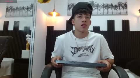 REN online show from August 5, 3:15 am