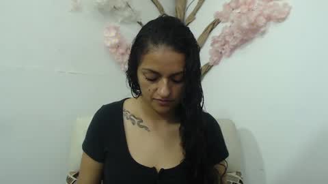 renata_voss online show from August 5, 1:31 pm