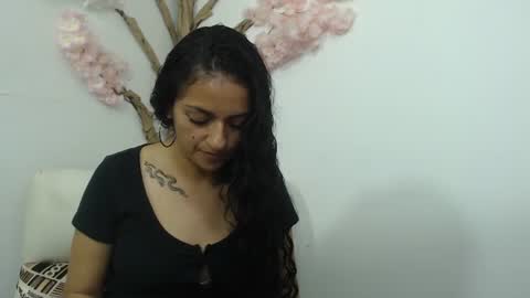 renata_voss online show from August 5, 5:55 pm