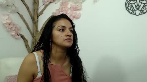 renata_voss online show from August 12, 1:57 pm