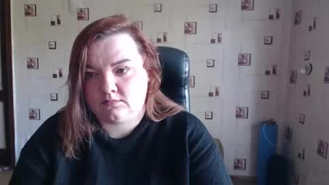 renataoia online show from April 25, 10:43 am