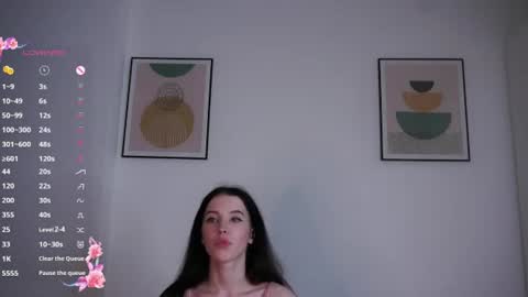 Naomi online show from August 13, 8:23 pm