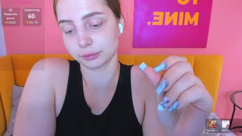 reneeblair online show from August 15, 5:55 am