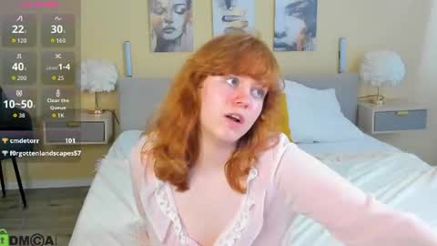 reneefoxy_ online show from July 29, 7:04 am