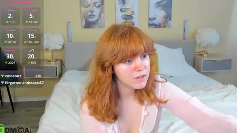 reneefoxy_ online show from July 29, 8:10 am