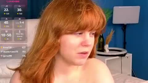 reneefoxy_ online show from August 11, 3:41 am