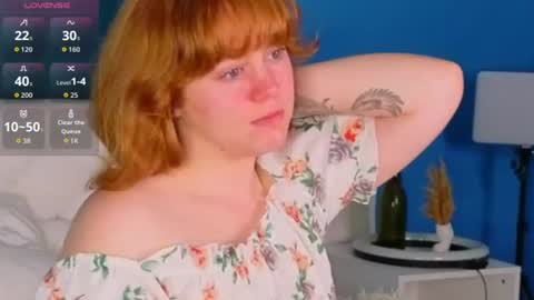 reneefoxy_ online show from August 14, 2:48 am