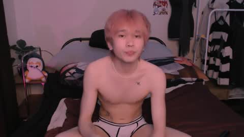 rennuts online show from April 7, 7:53 pm