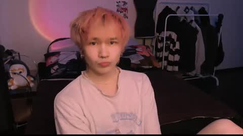 rennuts online show from April 29, 10:29 am