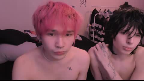 rennuts online show from May 1, 12:53 pm