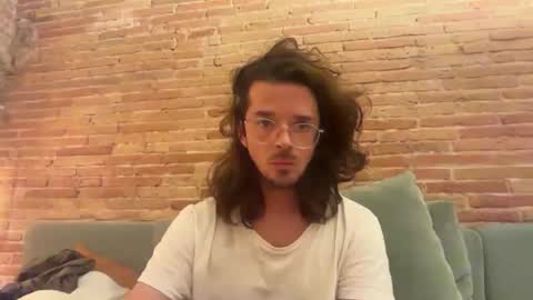 Renzo online show from May 10, 10:23 pm