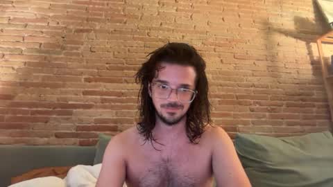 Renzo online show from September 3, 6:00 pm