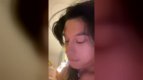 renzogzz online show from August 12, 12:07 pm