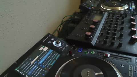 GearPorn online show from May 26, 9:49 pm