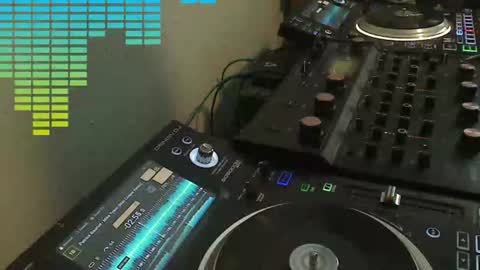 GearPorn online show from June 10, 5:42 pm