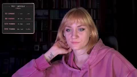 Rie online show from July 7, 9:08 pm