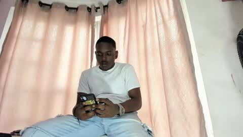 rey_bbc online show from August 30, 12:49 pm