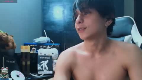 cristopher online show from August 8, 12:11 am