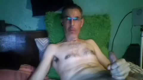 reyes_albert2006 online show from July 13, 7:59 am