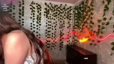 riana_razz online show from August 16, 5:28 pm