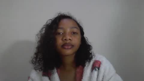 rianahcia online show from August 5, 11:14 pm