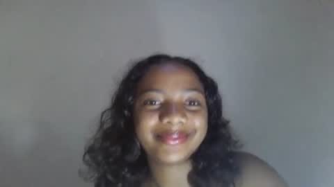 rianahcia online show from August 8, 1:55 pm
