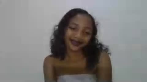 rianahcia online show from August 9, 10:55 pm