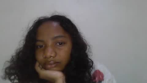 rianahcia online show from August 10, 11:50 pm