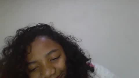 rianahcia online show from August 11, 11:40 pm