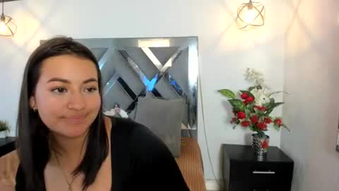 riass_gremmory online show from August 6, 9:03 pm