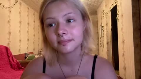 jenny online show from August 12, 8:55 pm
