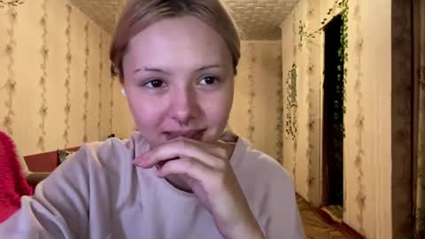 jenny online show from August 14, 7:50 pm