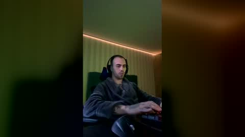 RichieKash online show from May 5, 5:58 pm