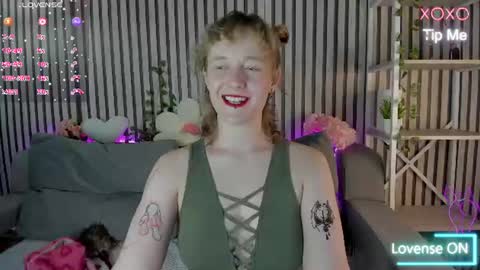 Ricki online show from August 6, 2:43 am