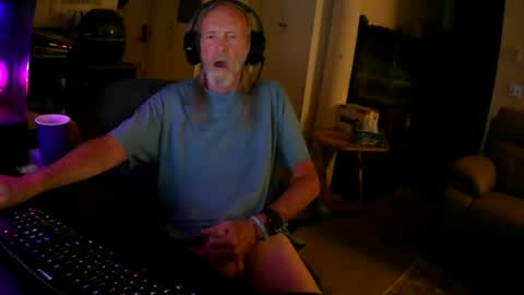 rickl56 online show from August 11, 2:46 am