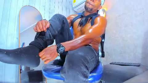 RicoBrowm777 online show from August 6, 6:40 pm
