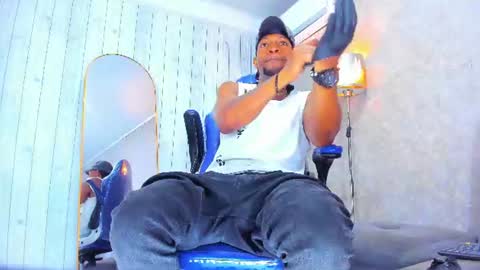 RicoBrowm777 online show from August 11, 12:40 pm