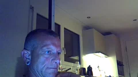 ricogumpi online show from August 8, 7:25 pm