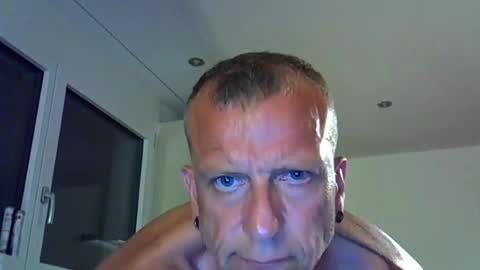 ricogumpi online show from August 8, 8:31 pm