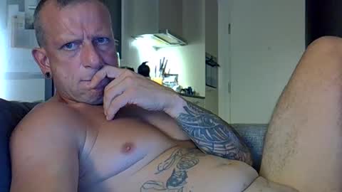 ricogumpi online show from August 14, 8:12 pm