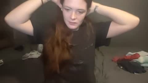 ridinghoodred online show from August 13, 3:31 am