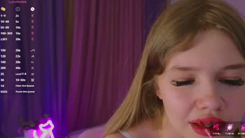 Rina online show from August 4, 12:07 am