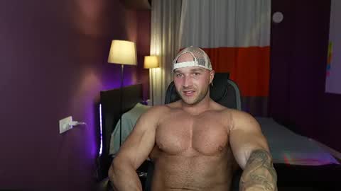 rikadler online show from June 17, 5:01 pm