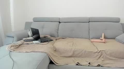 RikkiSinclair online show from July 23, 12:18 pm